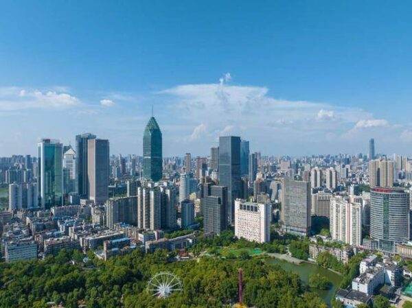 中国超大城市排名(全国14个特大城市排名榜)