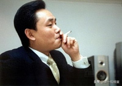 ​黄光裕为什么入狱(黄光裕是谁把他送进去的)