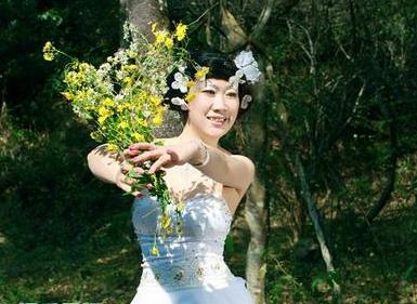 40岁芙蓉姐姐近照,网友:看了一眼隔夜饭都吐出来了!