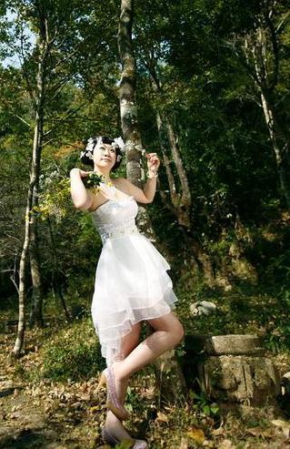 40岁芙蓉姐姐近照,网友:看了一眼隔夜饭都吐出来了!