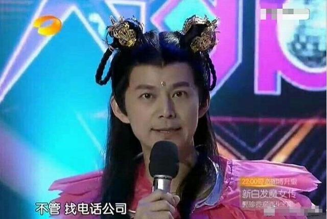 何炅林俊杰身高多少 何炅2次撞脸雕像(2)