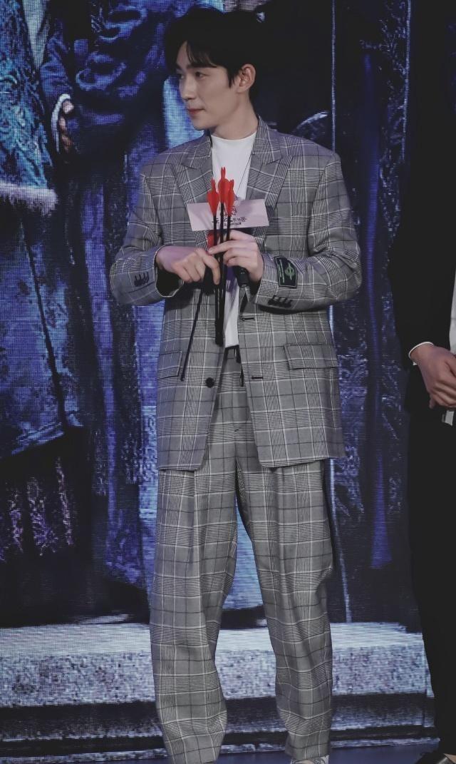 朱一龙:齐衡痛失先机还遇上“猪队友”,小公爷气成“小火锅”