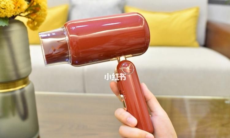 吹风机热风有一股焦味