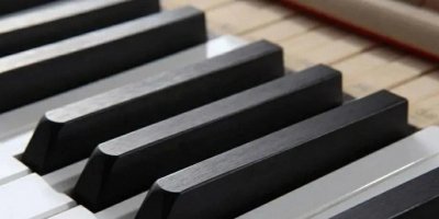 ​钢琴黑白键代表什么（钢琴黑白键是什么意思）