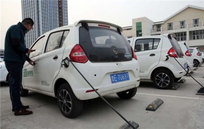 ​共享电动汽车现身东营 每分钟0.1元