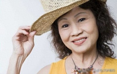 ​50岁的中年女人，为什么还会出轨？3个过来人告诉你答案