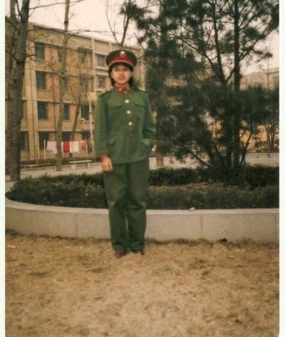 没想到韩红年轻时候的照片竟然这么苗条,你能认得出来吗?