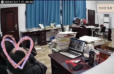 ​四川达州一高中老师与女学生在办公室存在不雅行为的事件